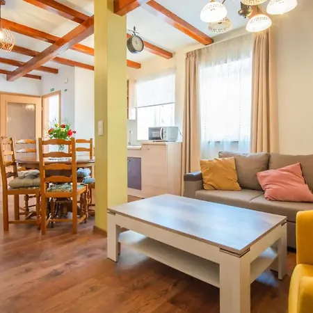 Prázdninový dům 2 Bedroom Amazing In